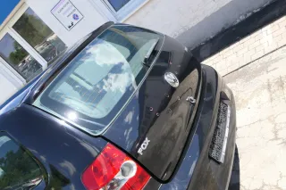 VW Fox 5Z Heckklappe Kofferraumklappe Klappe hinten + Scheibe schwarz L041 - Bild 4