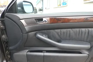 1x Audi A6 4B Türverkleidung Verkleidung Tür vorne rechts Leder onyx - Bild 2