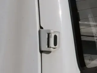 1x VW T4 Scharniere für Tür für Flügeltür links hinten oben weiß - Bild 1