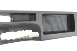 Audi A3 8P Mitteltunnel hinten Verkleidung um Handbremse Konsole schwarz - Bild 4