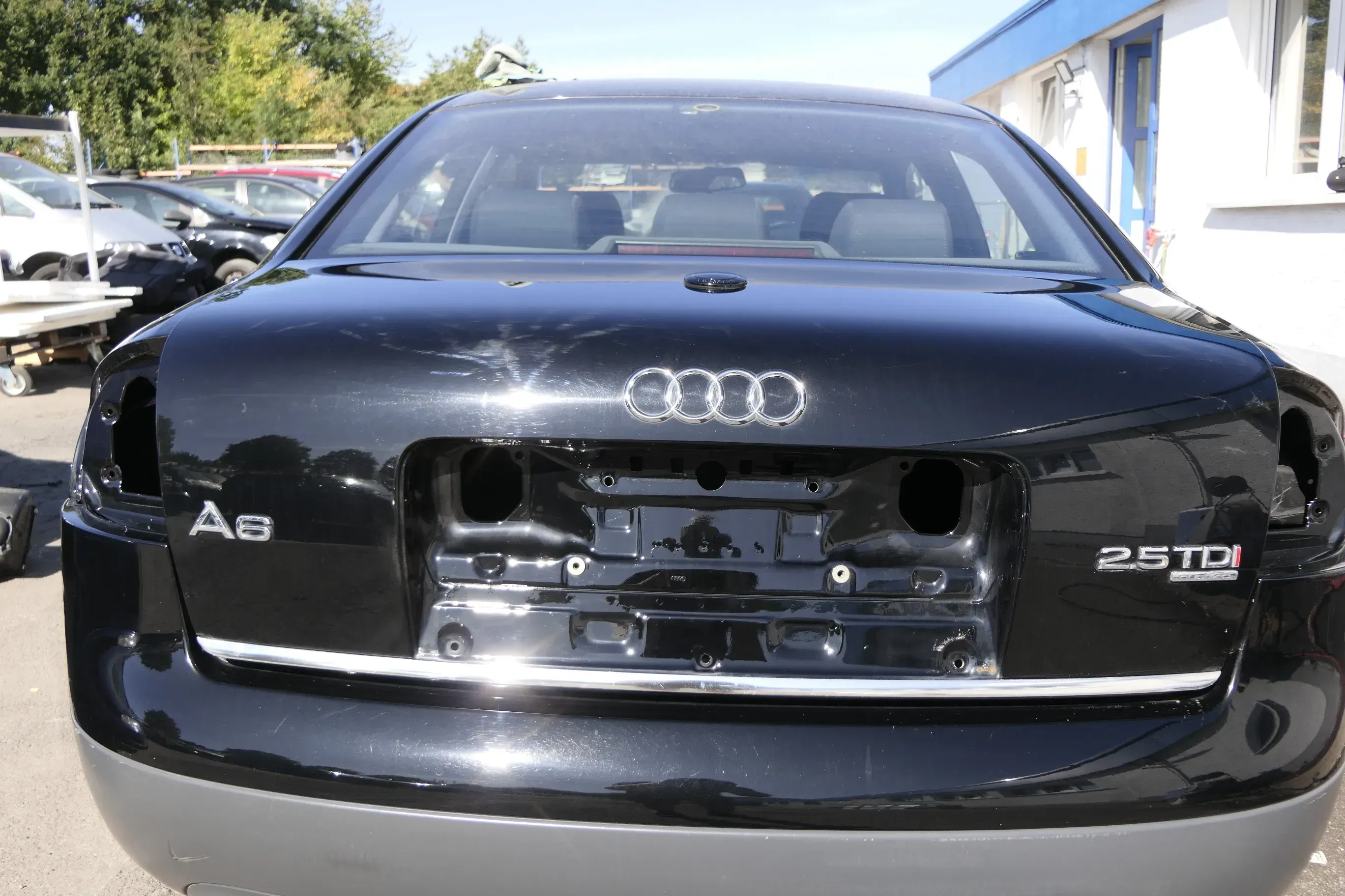 Audi A6 4B Limousine Kofferraumklappe hinten Heckklappe Deckel LY9B schwarz - Bild 1