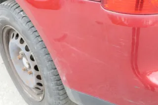 VW Touran 1T Stoßstange hinten Heckstoßstange Stoßfänger rot braun LA3W - Bild 3