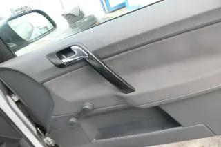 1x VW Polo 9N Türverkleidung Verkleidung Tür vorne rechts 2/3-Türer Beifahrertür - Bild 2