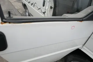 VW T4 Tür vorne rechts weiß R902 Beifahrertür Caravelle 7D0831056C ohneAnbauteil - Bild 11
