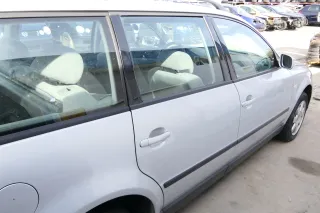 VW Passat 3B 3BG 3B6 Kombi Avant Tür hinten rechts mit Scheibe grau silber LB7Z - Bild 3