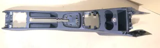 VW Polo 6R Mitteltunnel hinten Verkleidung um Handbremse titanschwarz schwarz - Bild 3