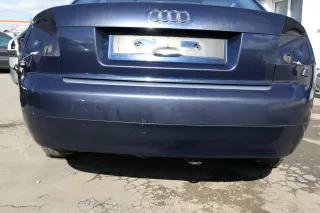 Audi A4 8E B6 Limousine Stoßstange hinten mit Spoiler blau LZ5J - Bild 1