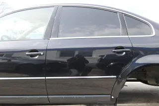 VW Passat 3B 3BG Limousine Tür hinten links mit Scheibe schwarz LC9Z blackmagic - Bild 1