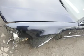 Audi A8 4D Kotflügel vorne links blau LZ5L 4D0821021A - Bild 4