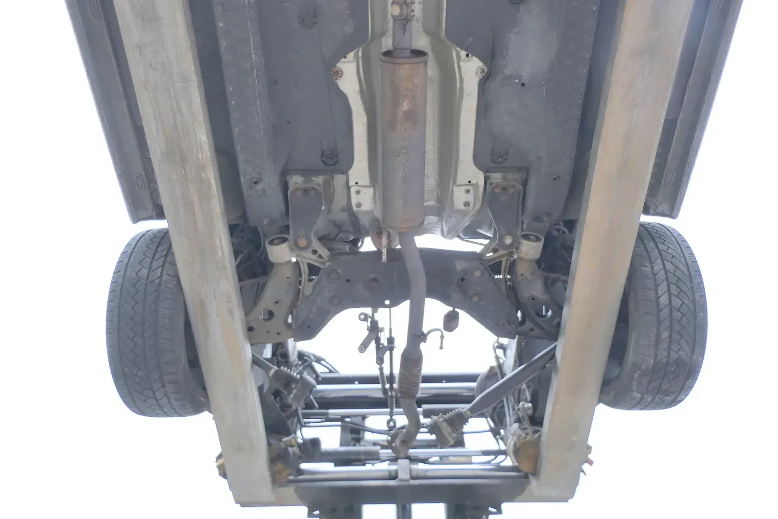 VW Fox 5Z Auspuff Zwischenrohr Abgasrohr 1,2 AWY CHFB BMD Hosenrohr - Bild 1