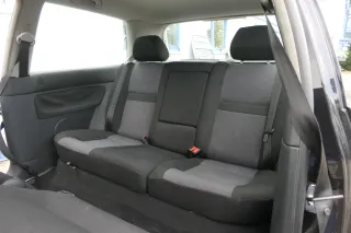 Golf 4 Limousine Sitz Rückbank Rücksitzbank Sitzfläche Sitze Kopfstützen schwar - Bild 1