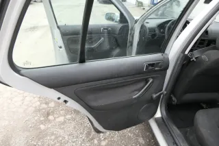 1x VW Golf 4 1J Limousine Türverkleidung Verkleidung Tür hinten links schwarz - Bild 3