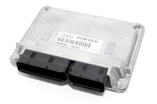 Audi A4 8E Steuergerät Motor Motorsteuergerät 1,6 ALZ 75kw 102PS 8E0906018AH - Bild 1
