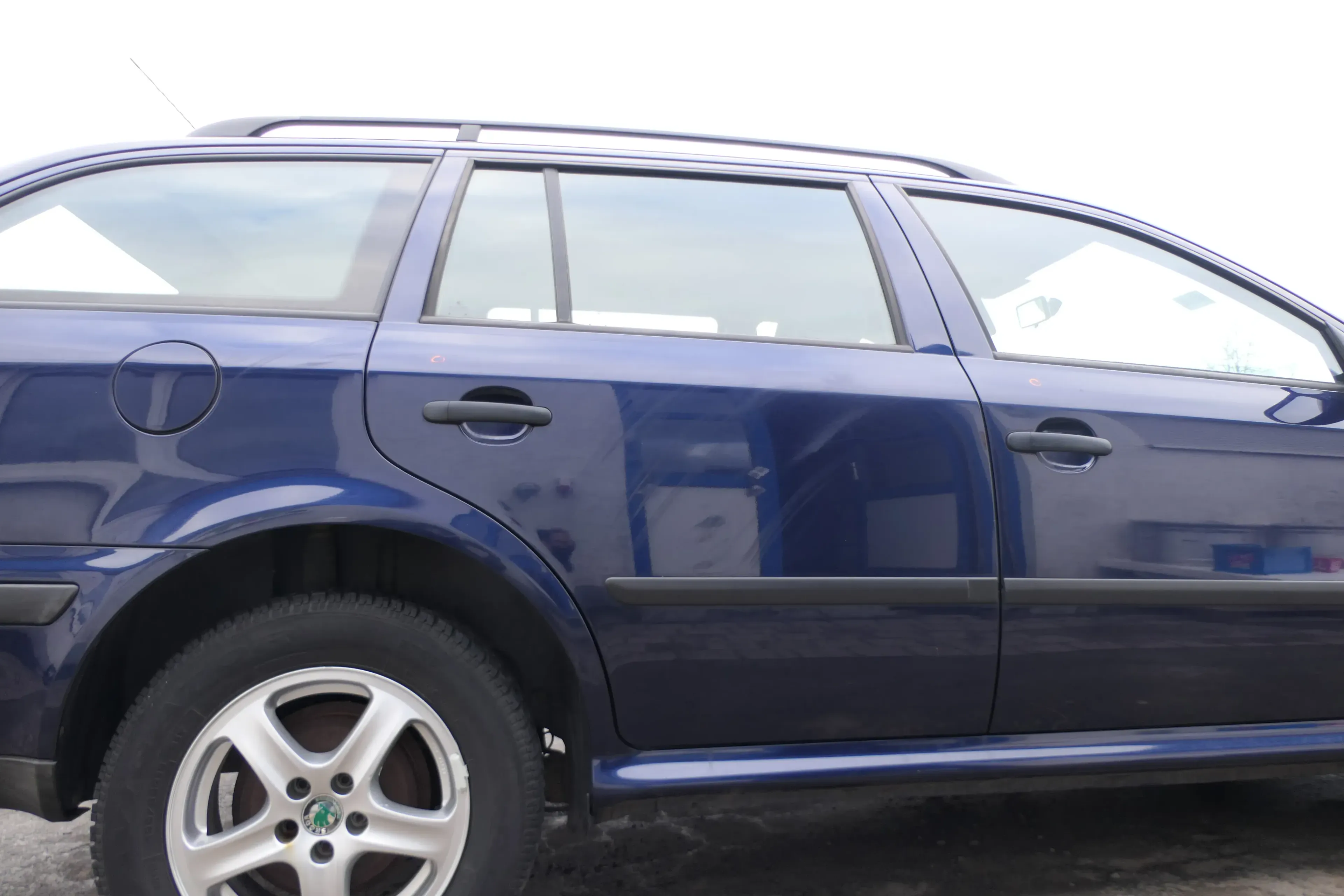 Skoda Octavia 1U5 Combi Kombi Variant Tür hinten rechts blau 9460 LF5U - Bild 1