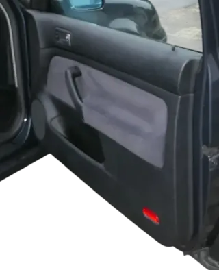 VW Golf 4 2/3-Türer Türverkleidung Verkleidung Tür vorne rechts schwarz Griff - Bild 2