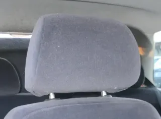 1x Golf 4 Bora Passat 3B 3BG Kopfstütze vorne vorn Velour schwarz - Bild 1