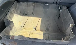 VW Caddy 2K Erdgas Gas Abdeckung 2K0201973D für Gastank vorne - Bild 5
