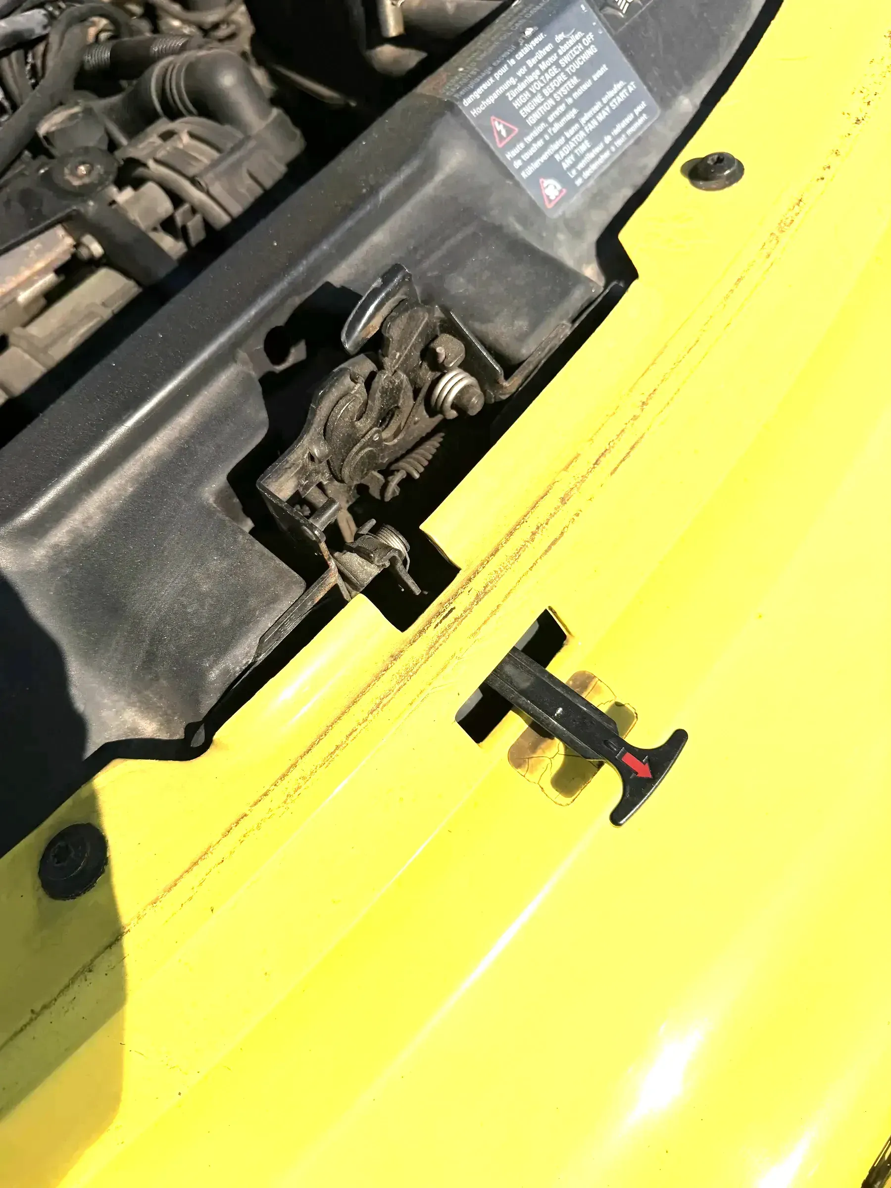 VW Beetle 9C Motorhaube Motorhaubenschloß Schloß Klappenschloß vorn - Bild 1