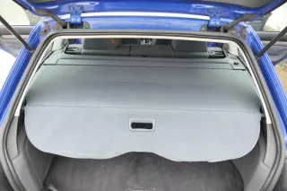 Audi A4 B5 Kombi Avant Laderaumabdeckung Rollo Hutablage Kofferraum schwarz - Bild 1