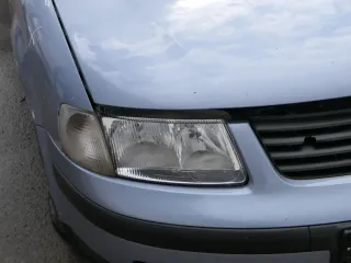 VW Passat 3B Stoßstange vorne Frontstoßstange Stoßfänger vorne blau LL5Y + Grill - Bild 3