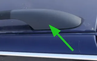 VW Passat 3B 3BGKappe Abdeckung für Dachreling Reling Dach hinten links schwarz - Bild 1