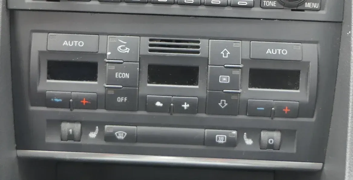 Audi A4 8E B7 B6 Steuergerät Klimaanlage Klimabedienteil 8E0820043BK Climatronic - Bild 1