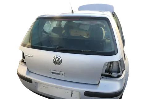 VW Golf 4 Limousine Heckklappe Kofferraumklappe Klappe hinten silber LB7Z ohnAnb