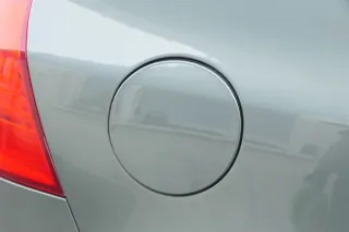 VW Golf 5 Tankdeckel Klappe Tankklappe Deckel Tank grau LA6Q grün - Bild 1