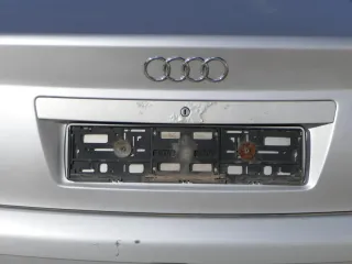 A4 B5 Limousine Griff Heckklappe Heckklappengriff silber LY7W Facelift Öffner - Bild 1