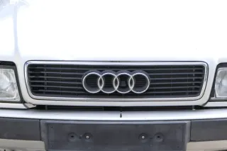 Audi 80 8C Kühlergrill Grill 8G0853651G Audi Zeichen Emblem - Bild 1