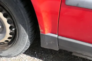 VW Passat 3B Kotflügel vorne links rot LY3D - Bild 2
