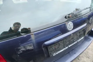 VW Passat 3B Kombi Variant Heckklappe Klappe hinten mit Scheibe blau LN5Y - Bild 8