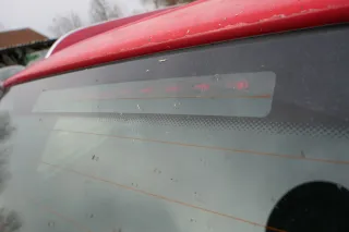 Audi A4 B5 Avant Facelift Heckklappe Klappe hinten rot LY3H Facelfit Scheibe - Bild 5