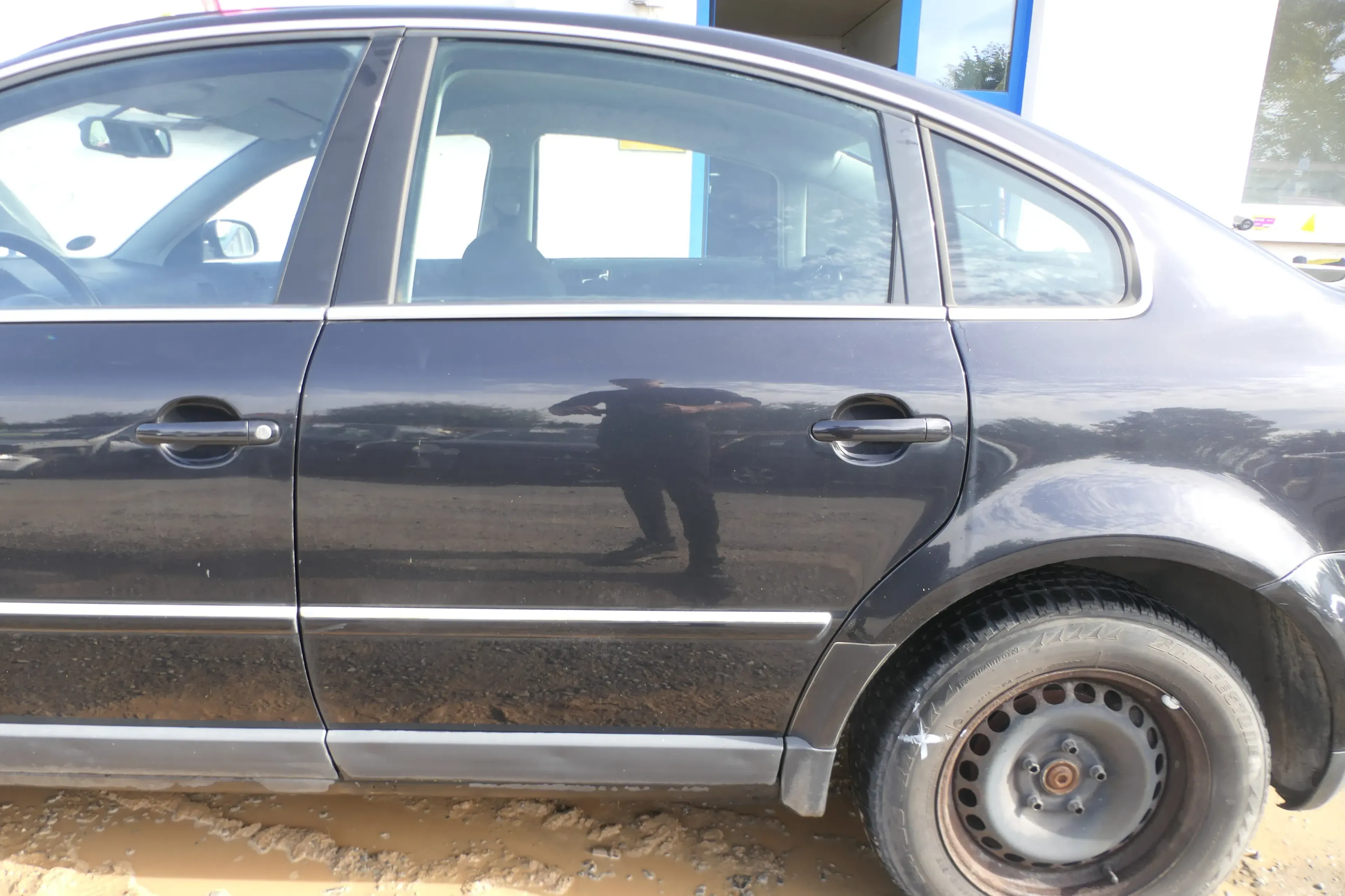 Passat 3B 3BG Limousine Tür hinten links schwarz LC9Z - ohne Anbauteile - Chrom - Bild 1