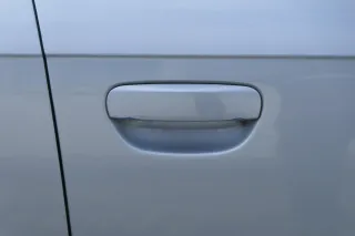 Audi A4 B7 8E Tür vorne rechts Kombi+Limo + Rahmen blau LY5J - Bild 3