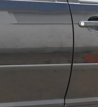 VW Golf 4 Bora Tür hinten rechts nur Kombi / Variant schwarz LC9Z -ohne Anbautei - Bild 3