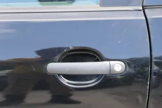 VW Polo 9N 9N3 Tür vorne links Fahrertür 2/3-Türer scharz L041 -ohne Anbauteile - Bild 3