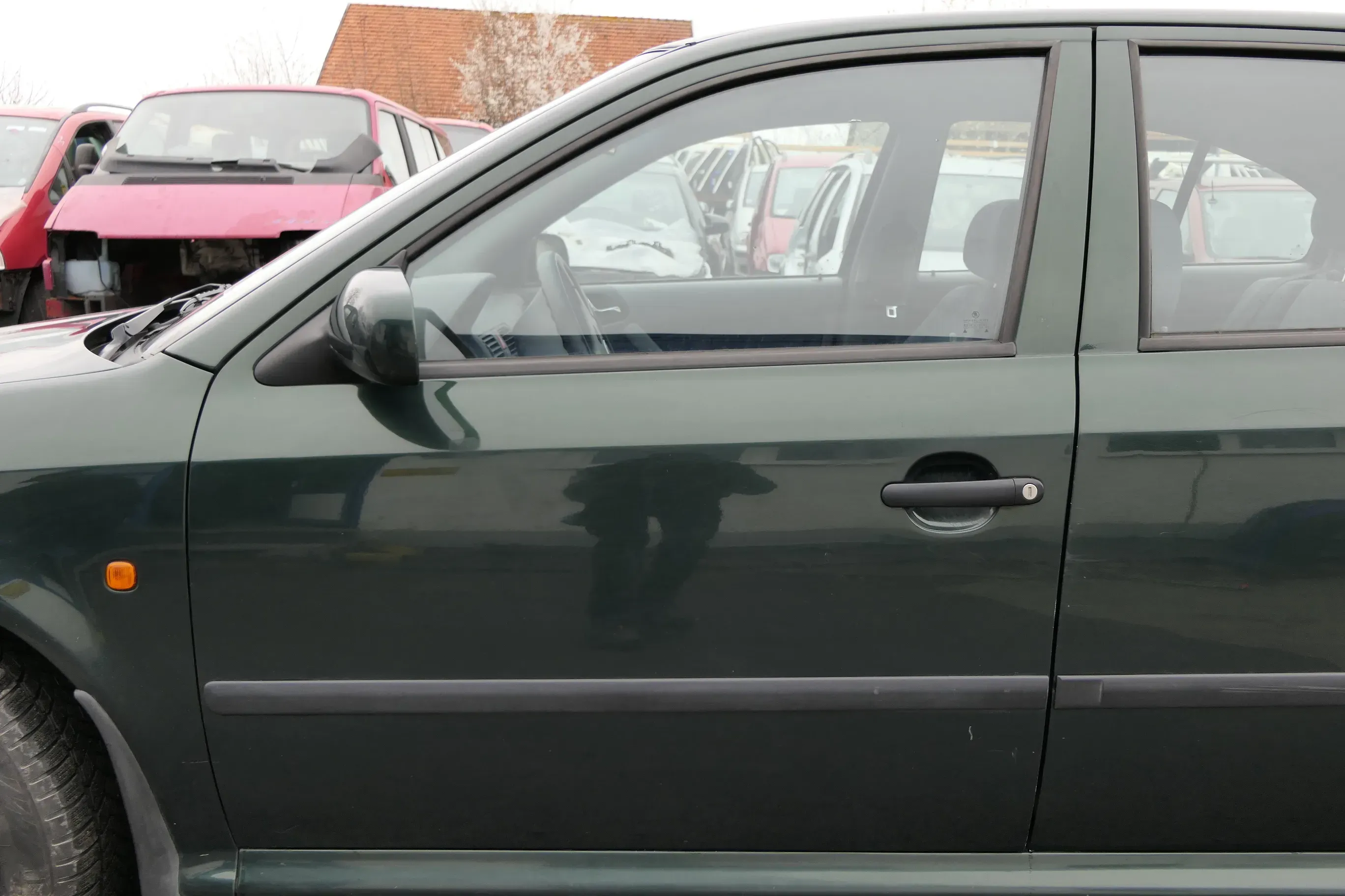 Skoda Octavia 1U Kombi + Limo Tür vorne links Fahrertür grün 9570 LF8C - Bild 1