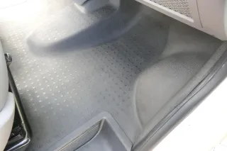 VW T5 Facelift Teppich Innenraumteppich Innen Boden Beodenbelag vorne Gummi - Bild 3
