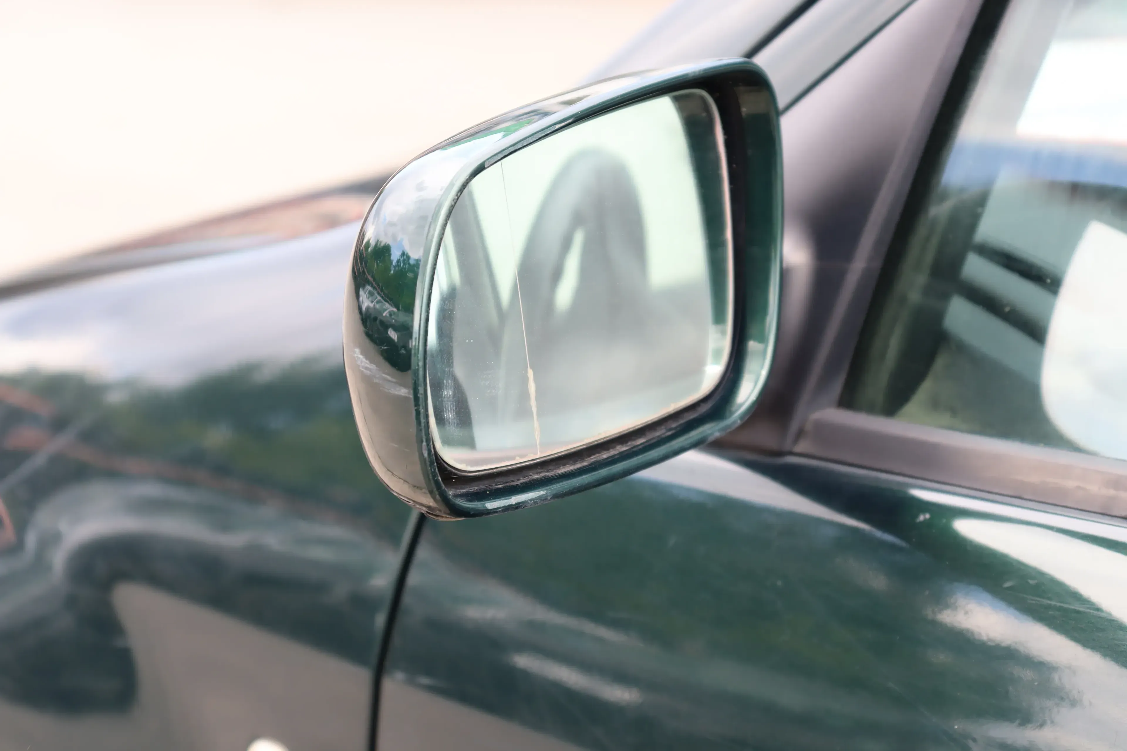 Skoda Fabia 6Y elektrisch Spiegel Außenspiegel links grün LF8C + Glas - Bild 1