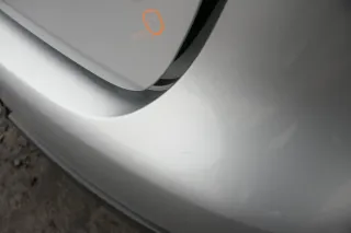 VW Golf 5 1K Limousine Stoßstange hinten Heckstoßstange silber LA7W - Bild 5