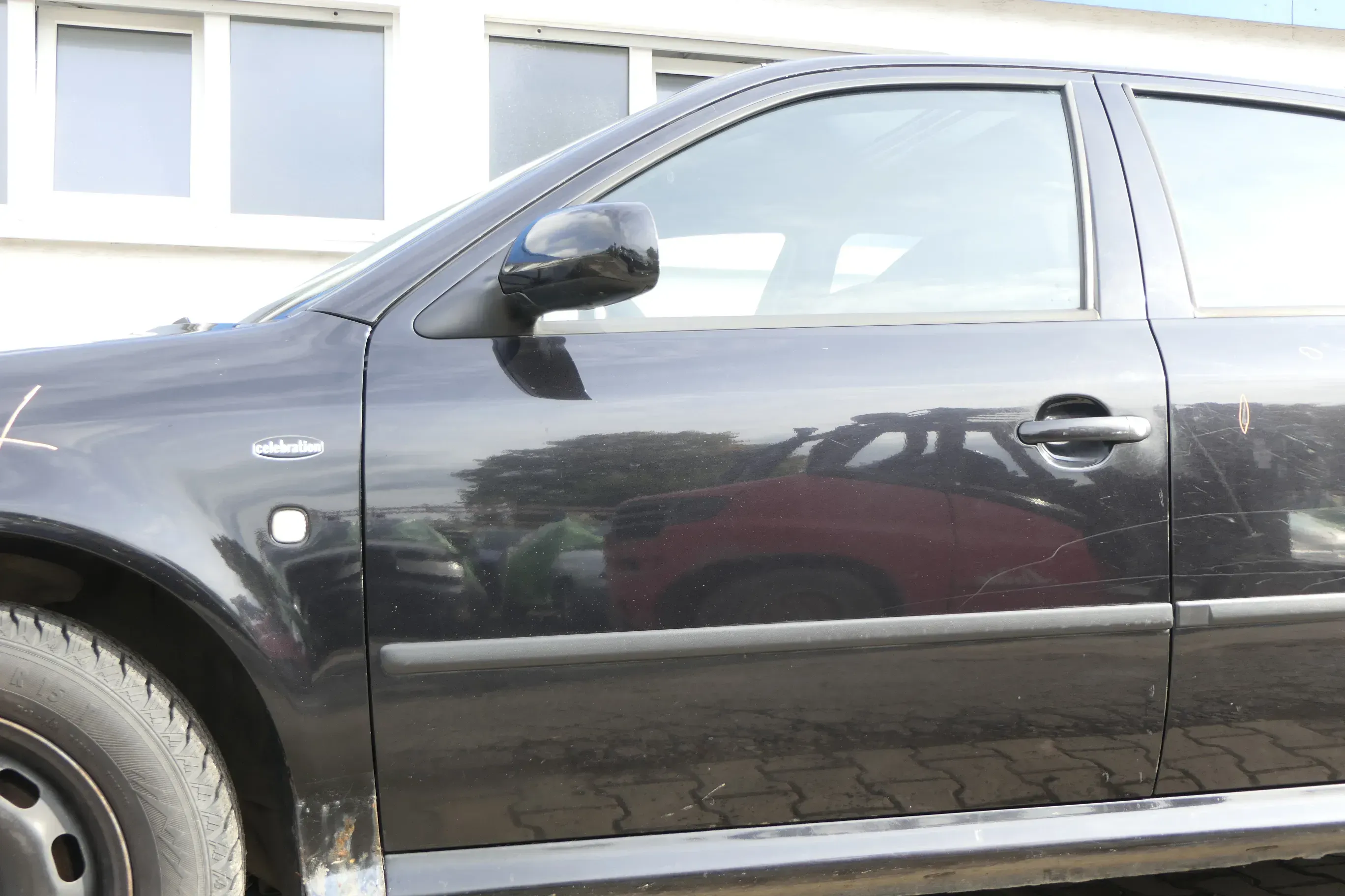 Skoda Octavia 1U Kombi + Limo Tür vorne links Fahrertür schwarz LF9R - ohne Anba - Bild 1