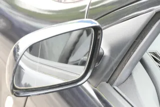 Skoda Fabia 6Y elektrisch Spiegel Außenspiegel links mit Glas schwarz LF9R - RIß - Bild 1