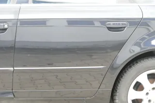 Audi A4 B7 8E Tür hinten links schwarz LZ9Y Kombi mit Scheibe und Rahmen - Bild 3