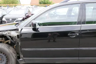 VW Passat 3B 3BG Kombi + Limo Tür vorne links Fahrertür schwarz L041 uni - Bild 1
