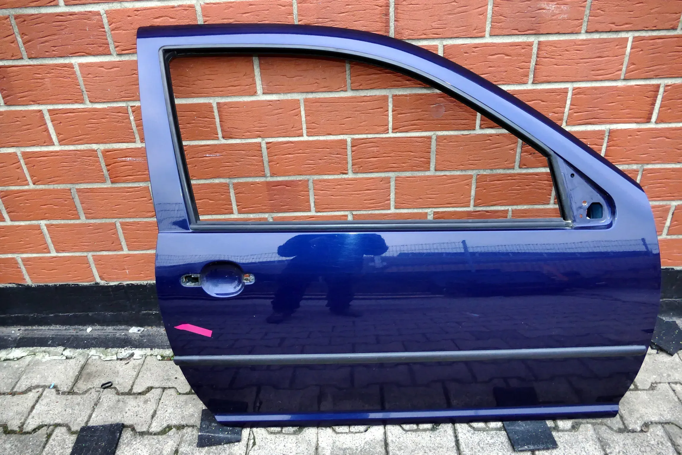 VW Golf 4 Tür vorne rechts Beifahrertür 3-Türer blau LB5N - Bild 1