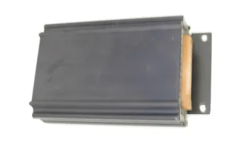 Audi A6 4B Avant Kombi Subwoofer Bassbox Bose Verstärker Endstufe AMP3510C5A - Bild 2