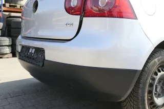VW Golf 5 1K Limousine Stoßstange hinten Heckstoßstange silber grau LA7W refle - Bild 2