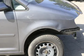 VW Touran 1T Kotflügel vorne rechts grau LD7X ca.2003-2006 platinumgrey - Delle - Bild 1