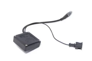 VW T4 Steuergerät Antenne Antennenweiche Weiche 701035577A Antennenverstärker - Bild 1